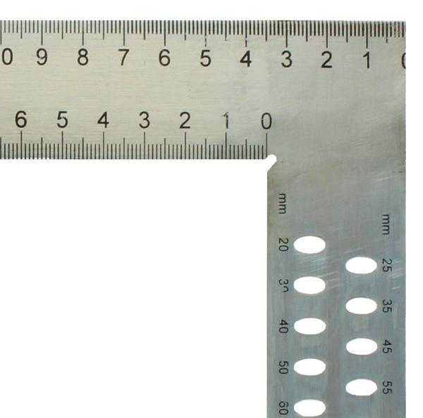 Escuadra de carpintero hedue ZV 700 mm con escala en mm tipo A y agujeros de marcado