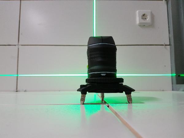 Livella a linea laser L1G Set