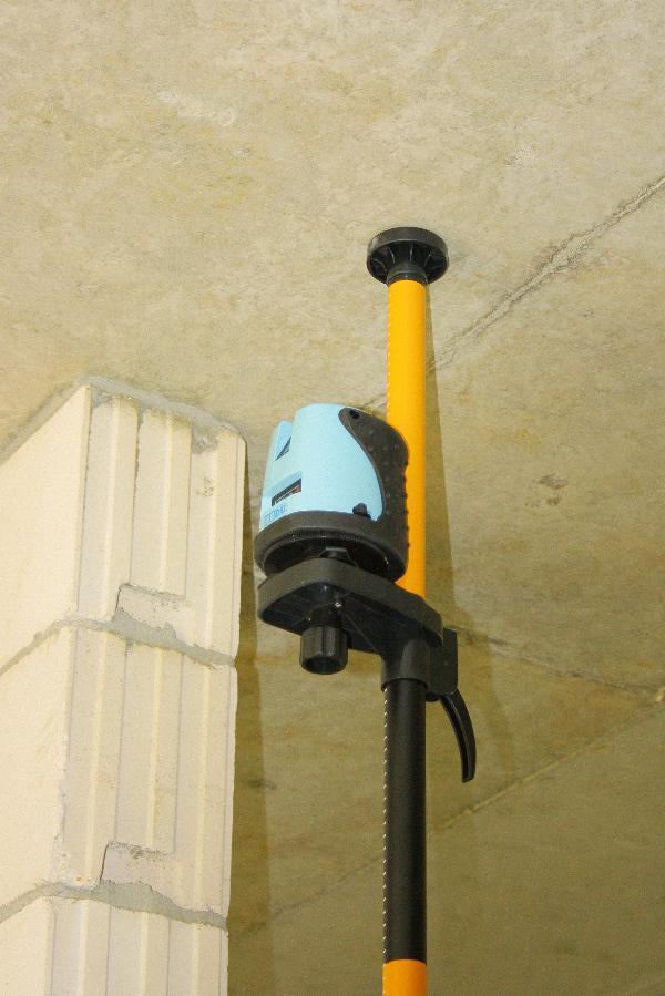 Suporte telescópico para nivelamento 340 cm