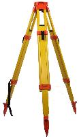 Avvägningsstativ i trä 150 cm